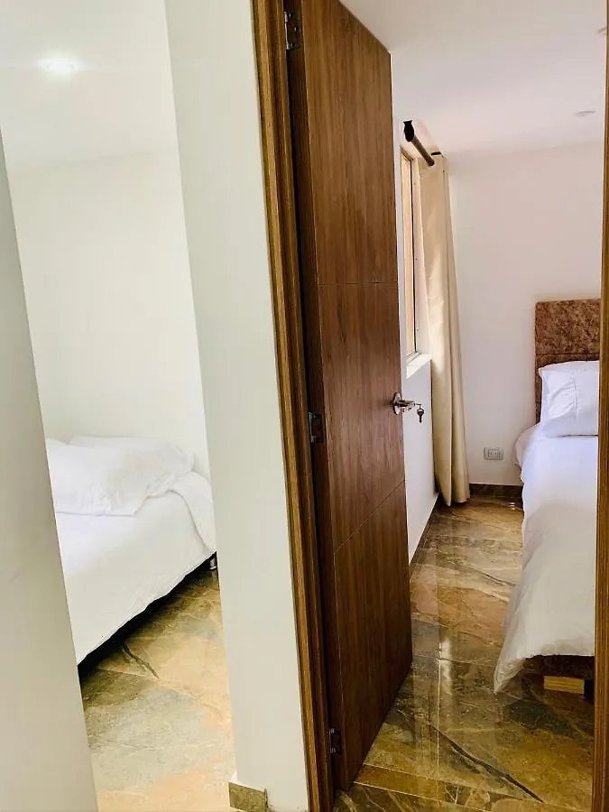 Alquiler Apartamento En Bogota Cerca Al Aeropuerto-Colibri Dorado-By-Wonderlust