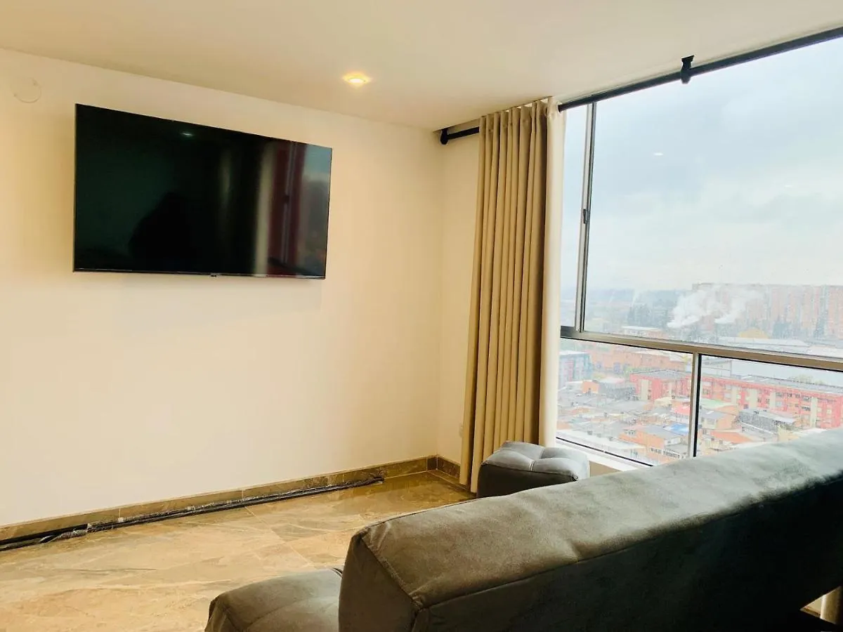 Alquiler Apartamento En Bogota Cerca Al Aeropuerto-Colibri Dorado-By-Wonderlust